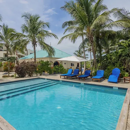Tres Cocos Resort