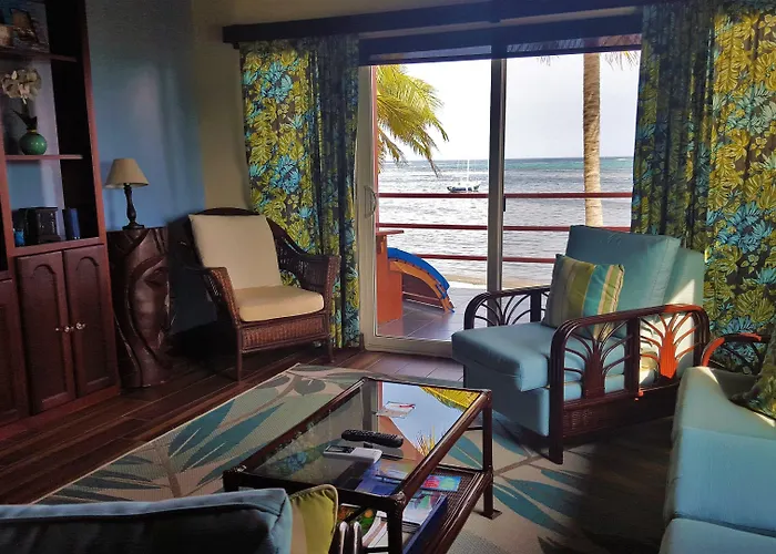 Tres Cocos Hotel